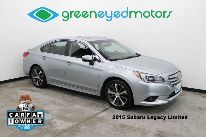 Subaru Legacy: Auto-dimming mirror with compass (if equipped) Subaru Legacy: Auto-dimming mirror with compass (if equipped)